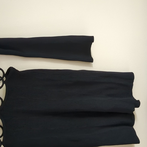 14" Pit-to-Pit Windsor Flora Dress Black Ribbed Material Long Sleeve - Picture 7 of 15